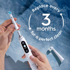 Oral B ORIGINAL iO Electric Toothbrush Ultimate Clean White Replacement Brush Heads, Tuft-in-Tuft Bristle Technology, Pack of 2 Refills, For professional cleaning and gum health