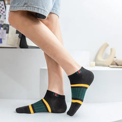 5 Pairs Men's Casual Boat Socks, Sweat-Absorbing & Breathable, Vertical & Parallel Bar Design, Comfortable Low-Cut Tube Socks