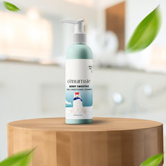 Omumsie Kids Conditioning Shampoo | 2-in-1 Shampoo + Conditioner for Kids Aged 3–12 | With Amla, Hibiscus, Biotin & Almond Oil | Sulfate-Free | Gentle Care for Soft, Tangle-Free Hair | 250ml