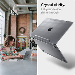 Spigen for MacBook Air 13 Inch Case M5 (2026), MacBook Air 13 Inch M4/M3/M2 (2025-2022), Thin Fit Transparent Protective Hard Shell Case Cover, 13.6 Inch, A3240 A3113 A2681, Crystal Clear