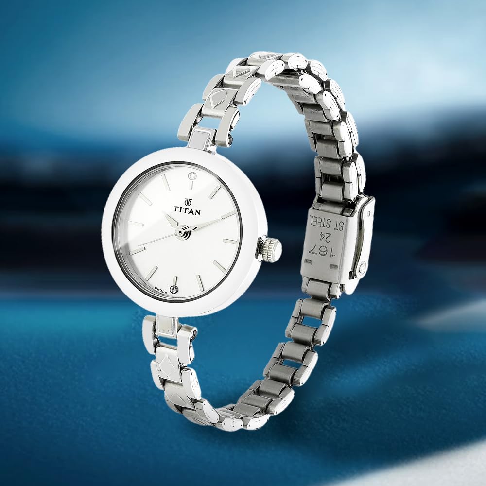 Titan Karishma Analog Silver Dial Women's Watch -NM2598SM01 / NL2598SM01
