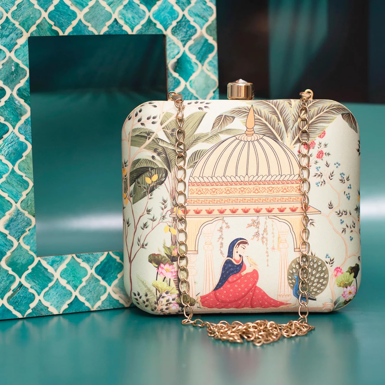 Artklim Multicolour Printed Trendy Box Clutch for Women & Girls - Hard Case Sling Purse - Casual & Brunch Handbag with Detachable Chain Strap - Gift for Woman