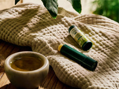 The Body Shop Lip Protector Hemp 4.2G - White