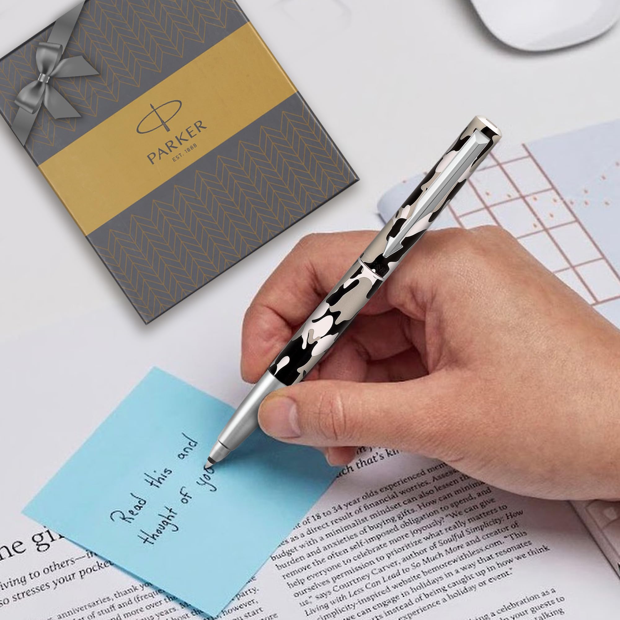 Parker Gift Set| Vector Camouflage Roller Ball Pen Gift Set | Pen with 1 Ink Cartridge & Keychain | Ink Color Blue | Premium set crafted for Gifting